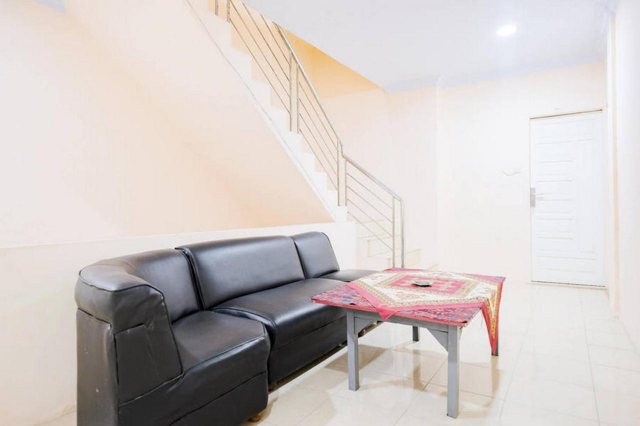 Waringin Residence Redpartner Medan Eksteriør bilde
